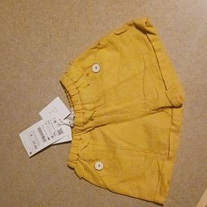 Zara, mustard colored, girls shorts. Size 3/4.